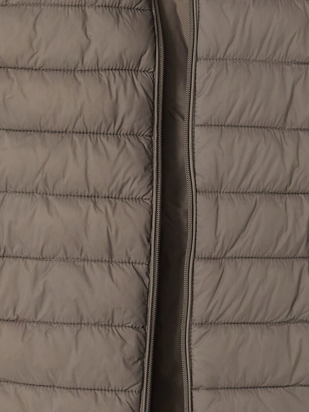 Kahverengi Regular Fit Dik Yaka Erkek Şişme Yelek-3