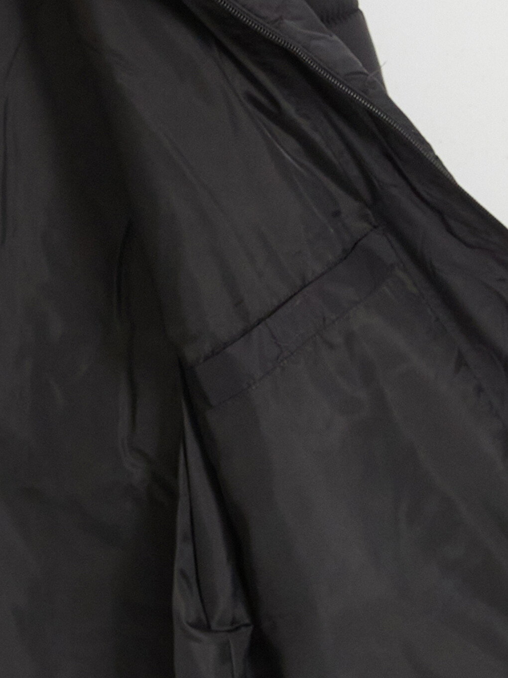 Siyah Regular Fit Kapüşonlu Erkek Şişme Mont-1