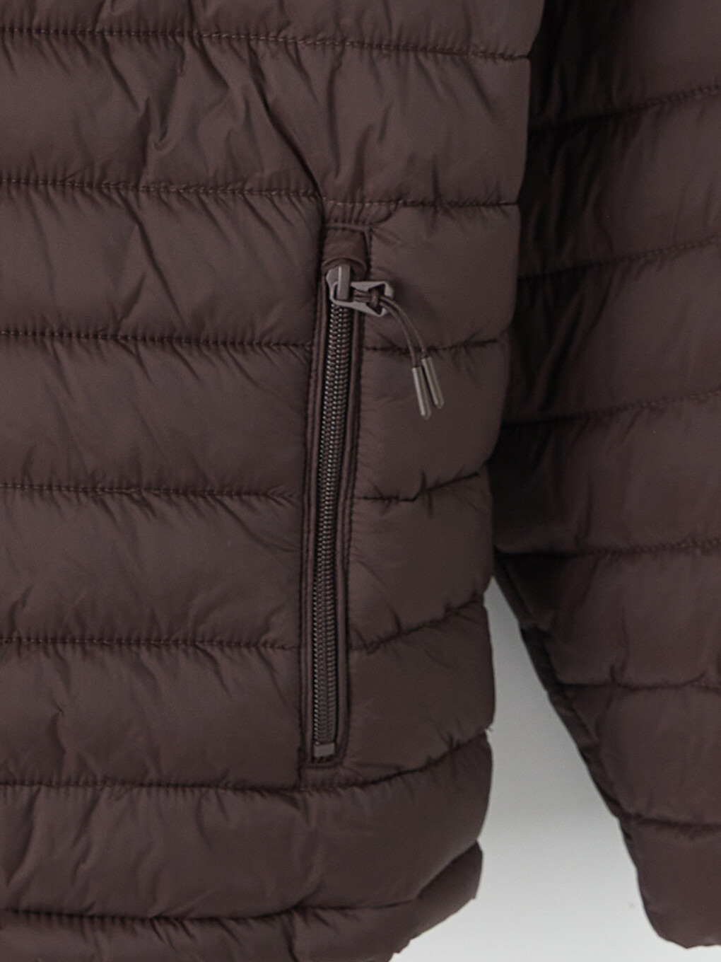 Kahverengi Regular Fit Kapüşonlu Erkek Şişme Mont-6