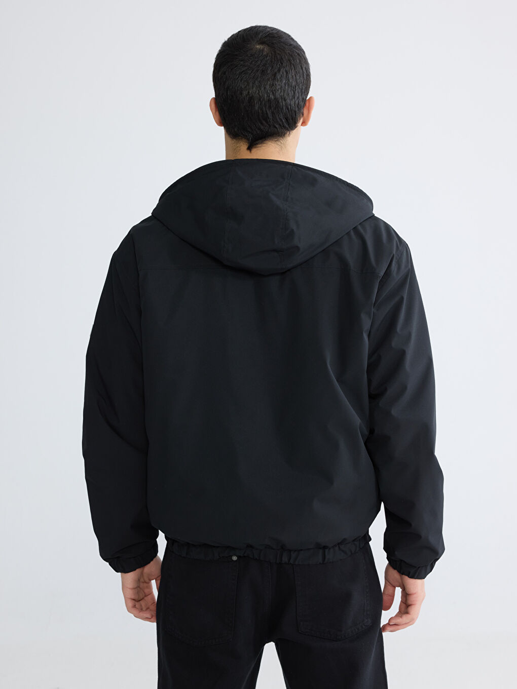 Rahat Kalıp Kapüşonlu Erkek Mont-4