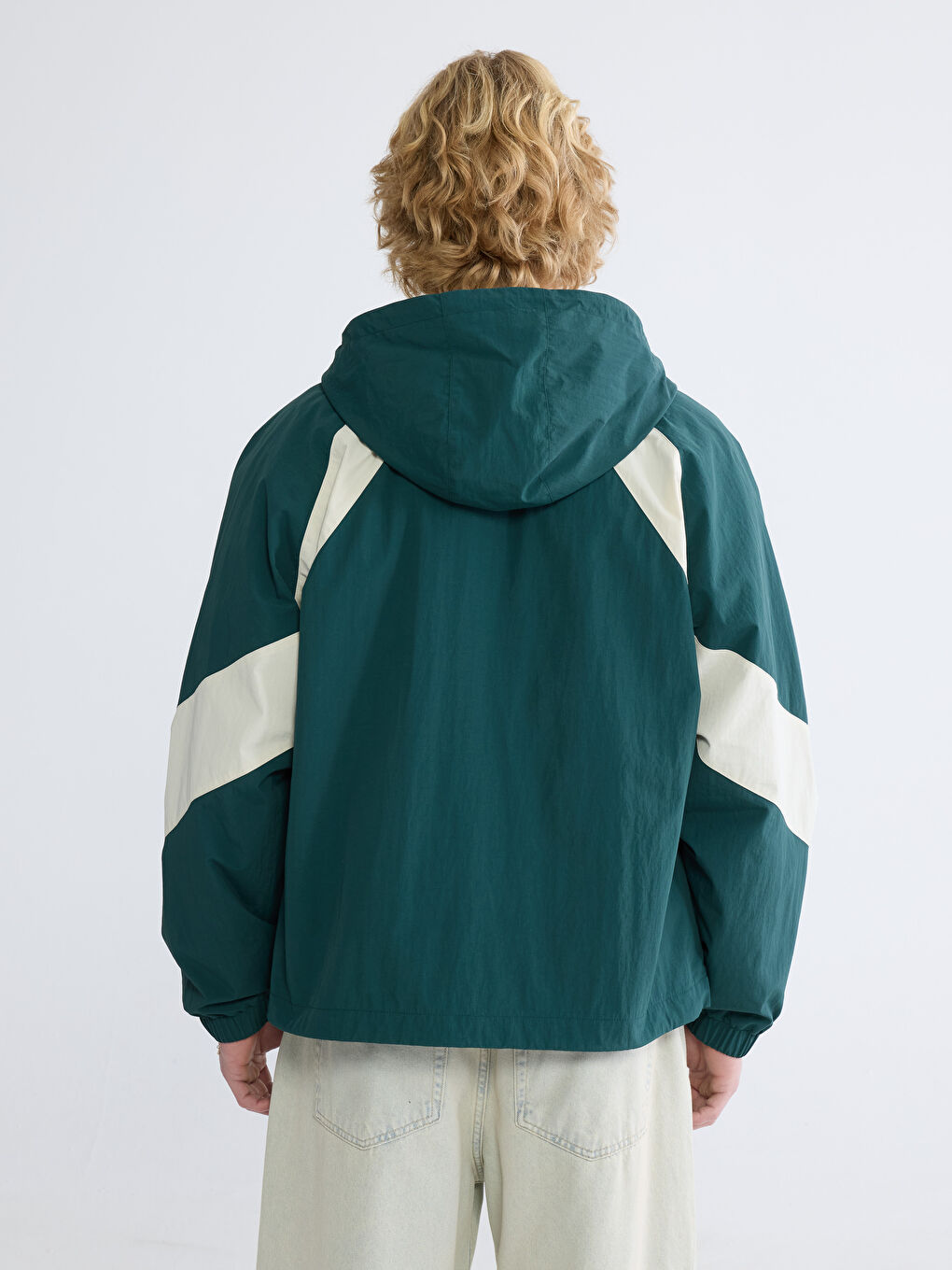 Rahat Kalıp Kapüşonlu Erkek Mont-4