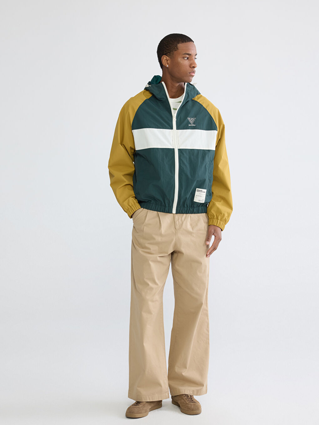 Αδιάβροχο με Χρωματικό Μπλοκ για Άνδρες σε Χαλαρή Εφαρμογή-1