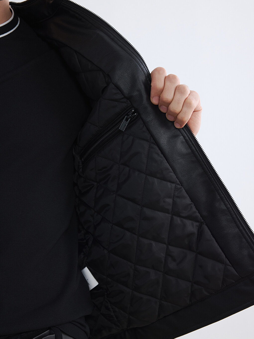 Siyah Regular Fit Dik Yaka Erkek Deri Görünümlü Ceket-3