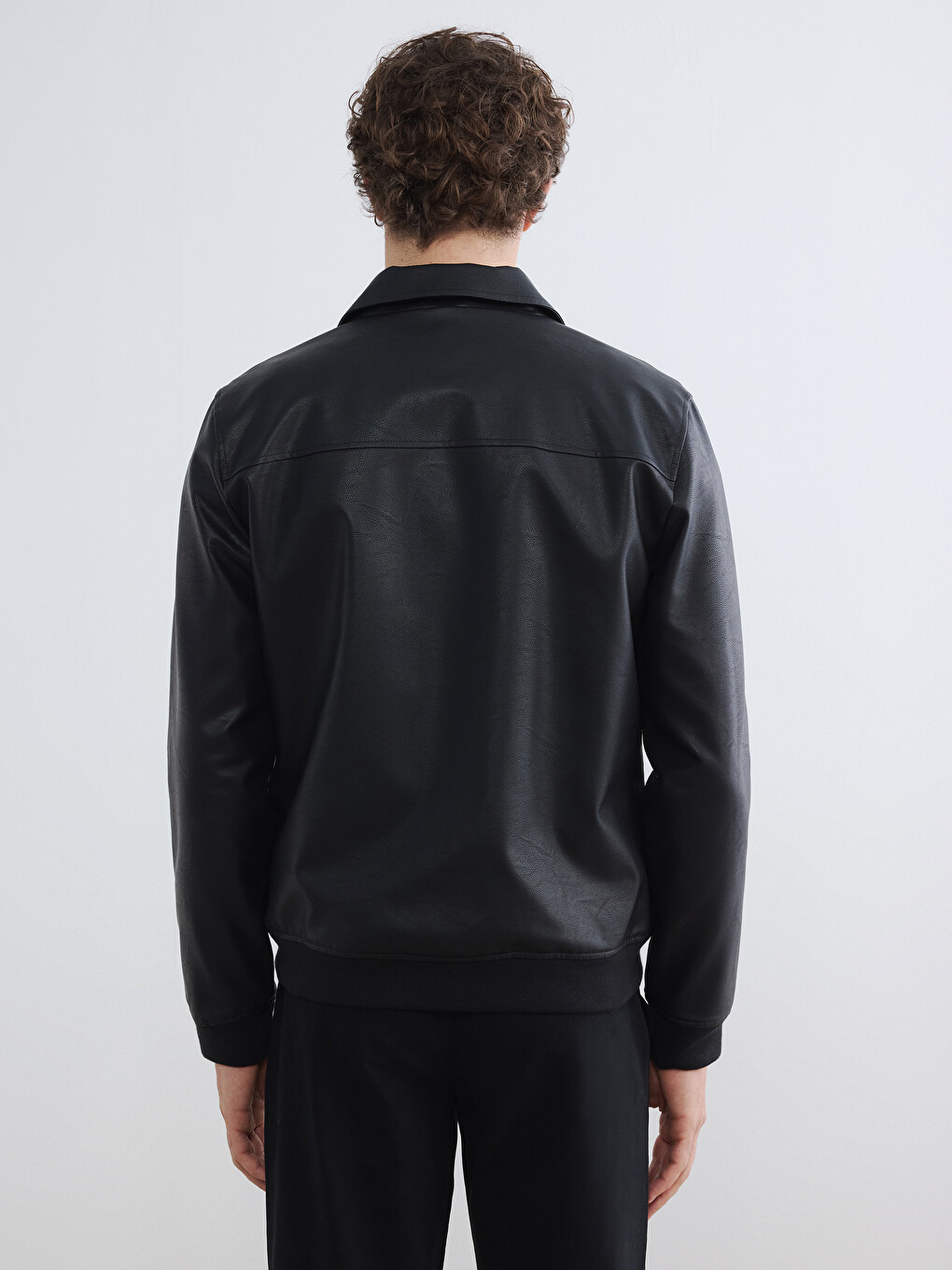 Standard Fit Shirt Collar Men's Faux Leather Coat-4