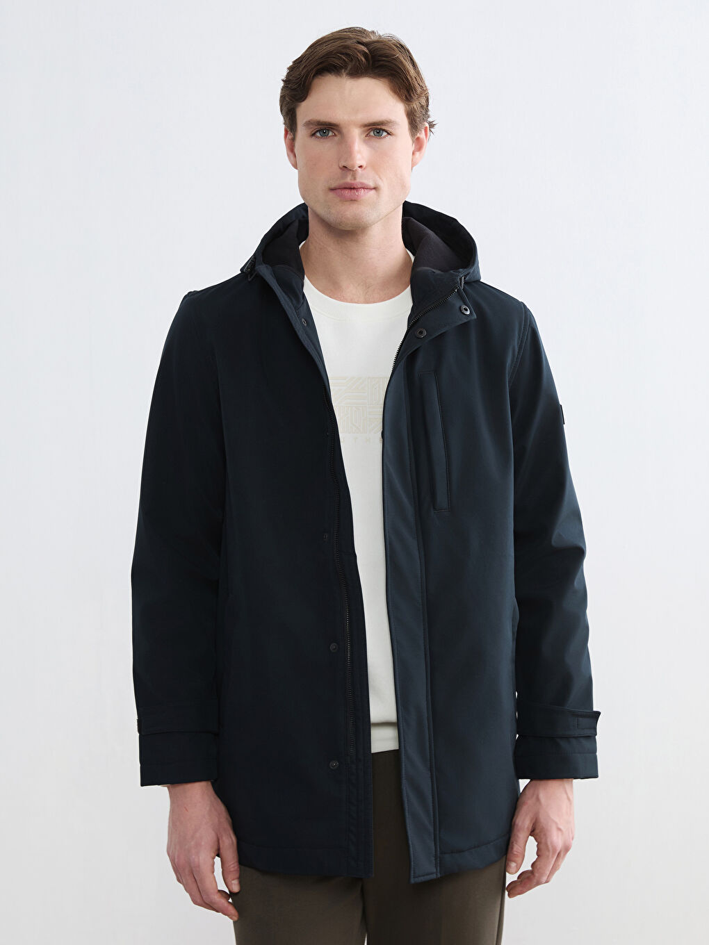 Lacivert Standart Kalıp Kapüşonlu Erkek Yağmurluk