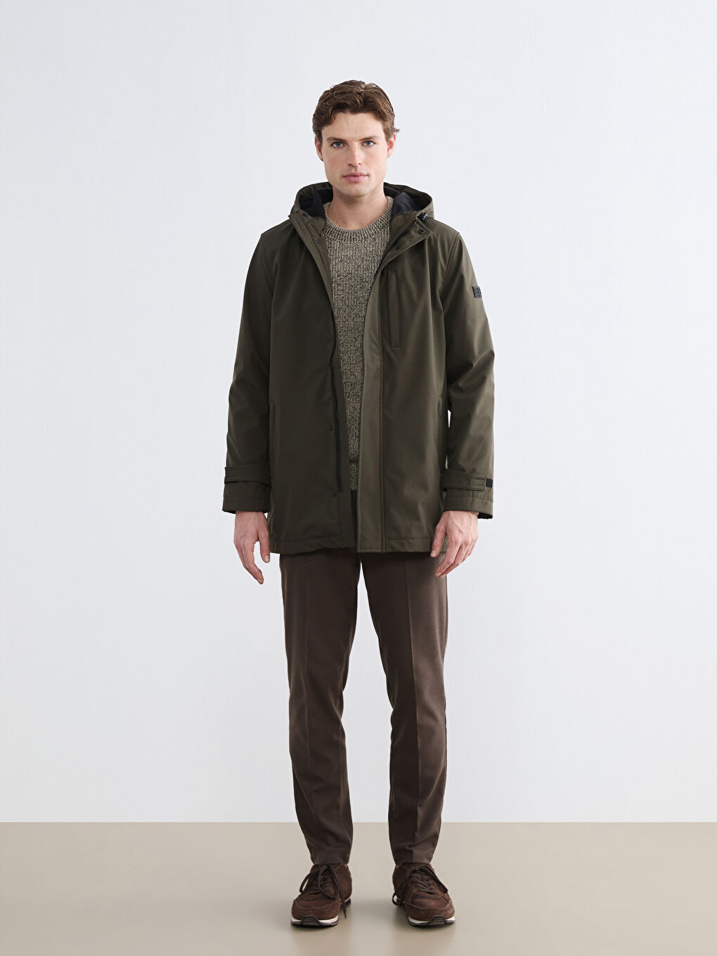 Haki Standart Kalıp Kapüşonlu Erkek Yağmurluk-1
