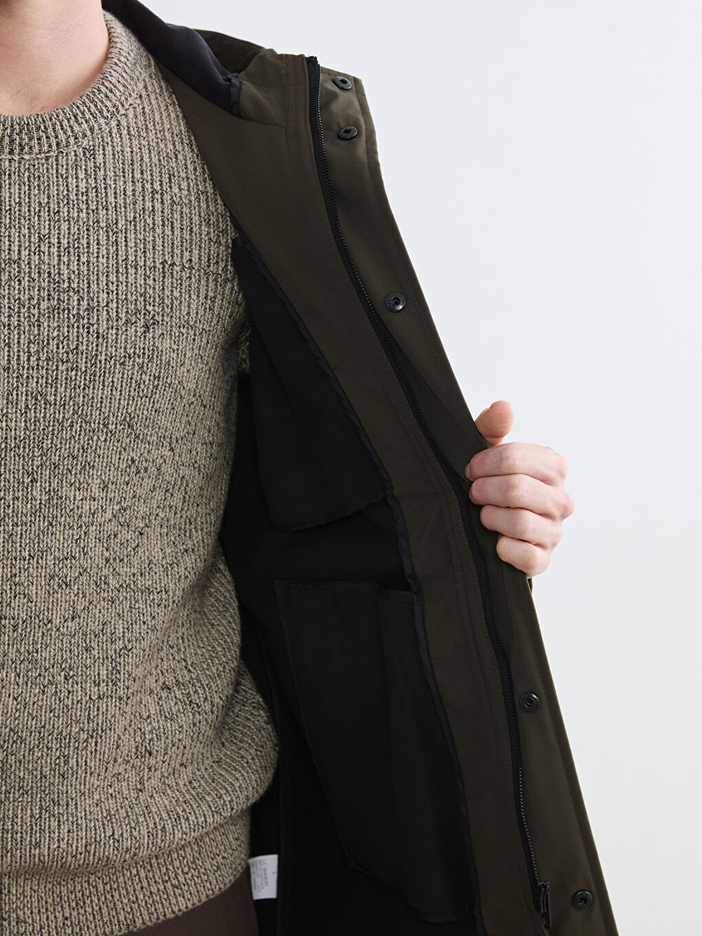 Haki Standart Kalıp Kapüşonlu Erkek Yağmurluk-3