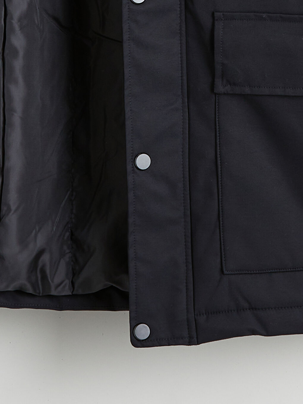 Siyah Standart Kalıp Kapüşonlu Erkek Mont-5