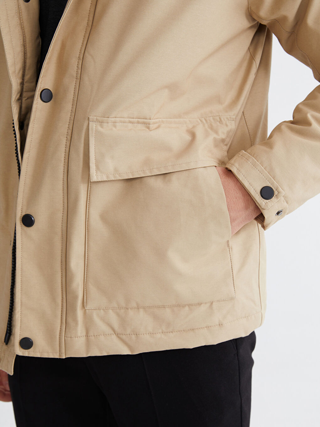 Bej Standart Kalıp Kapüşonlu Erkek Mont-2