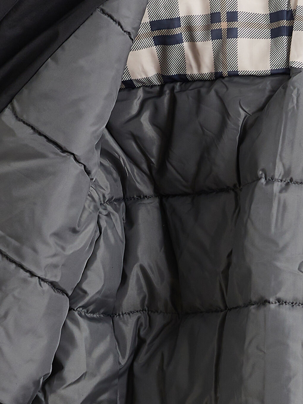 Siyah Standart Kalıp Kapüşonlu Erkek Mont-6