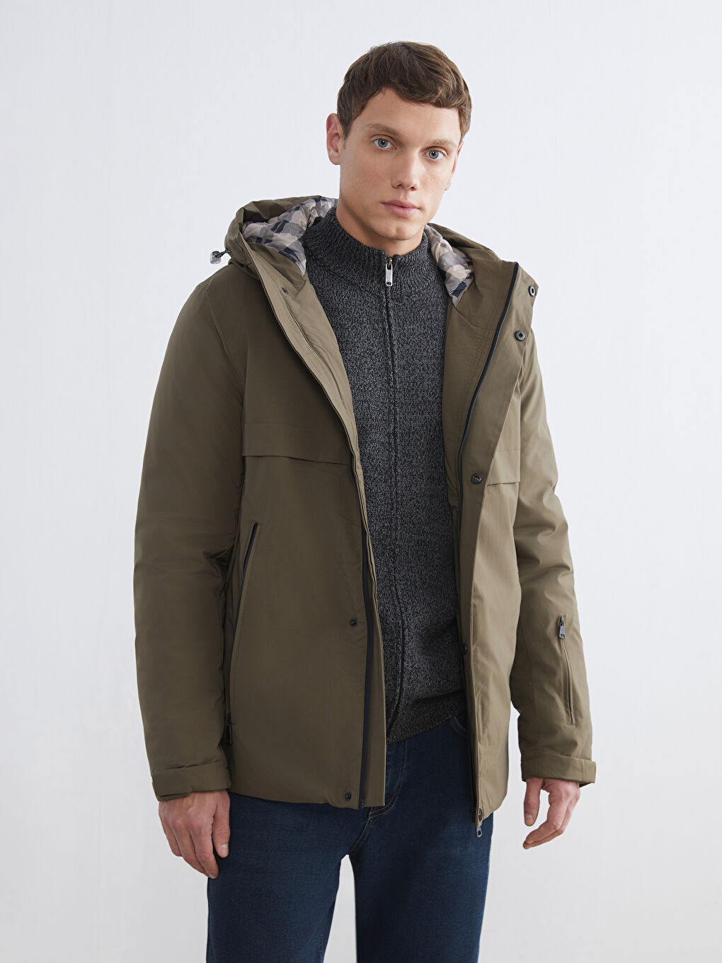 Bej Standart Kalıp Kapüşonlu Erkek Mont