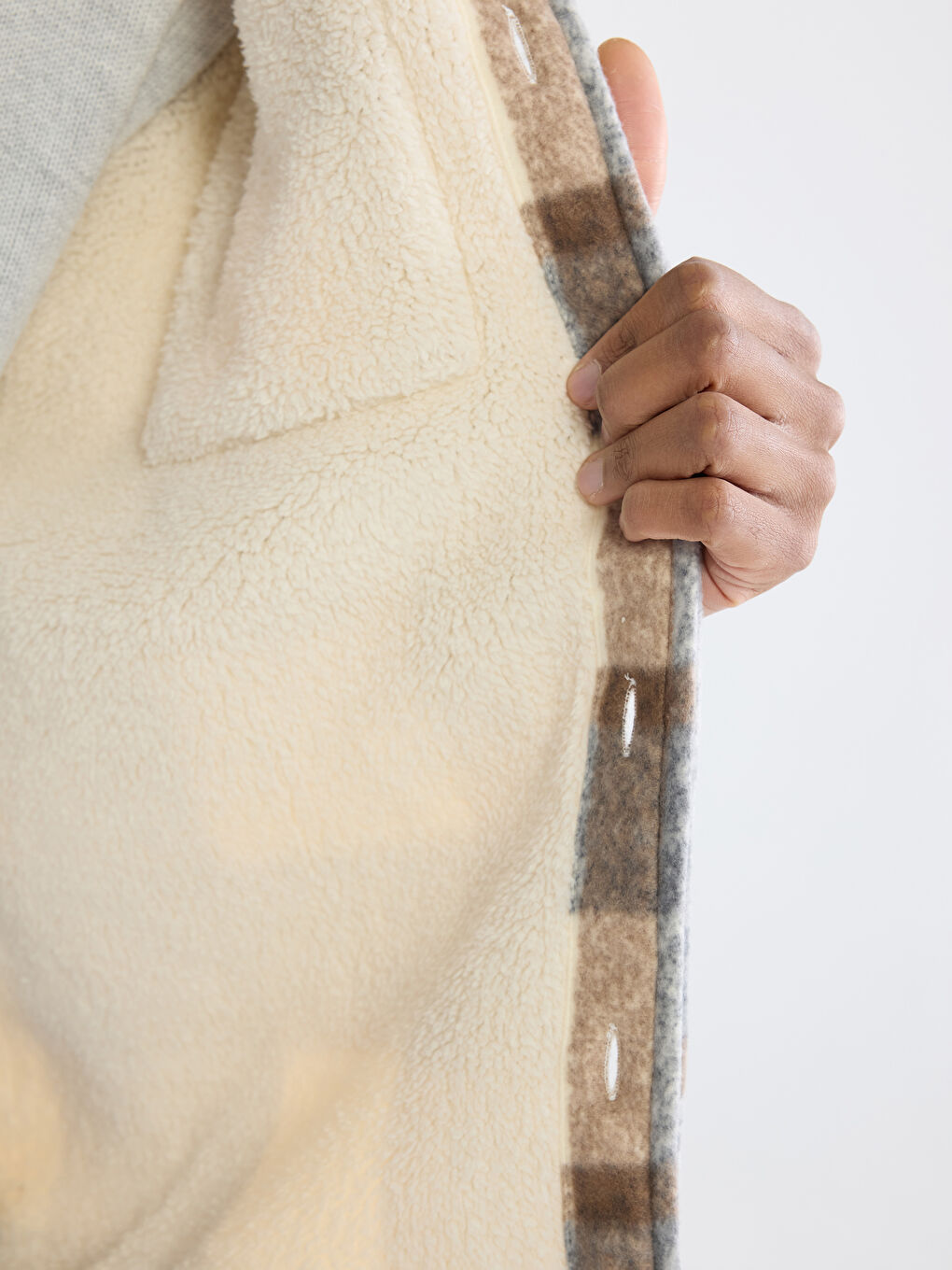 Loose Fit Plaid Men's Overshirt Jacket-3