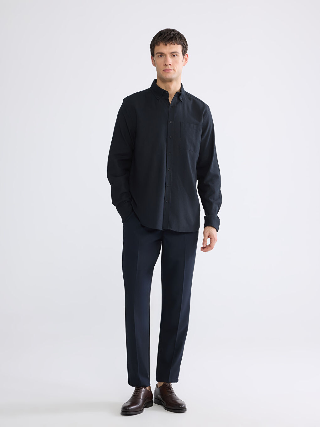 კაცის რეგულარული ზომის გაბარდინის პერანგი-1