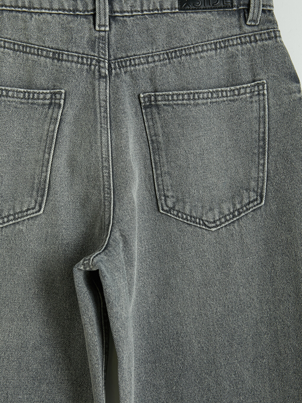 Women's Straight Fit Jeans-7
