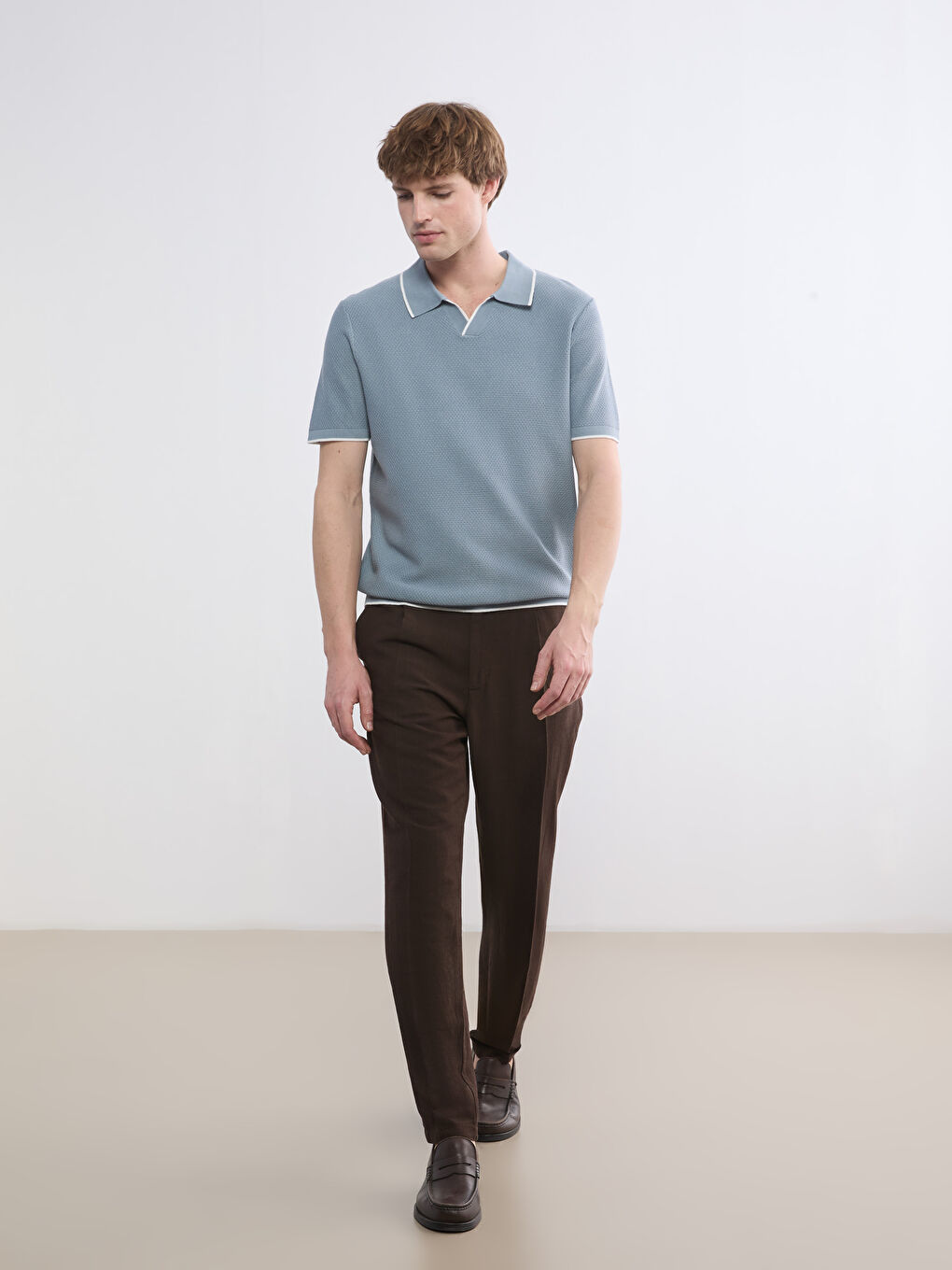 მამაკაცები ლურჯი სვიტერი-1