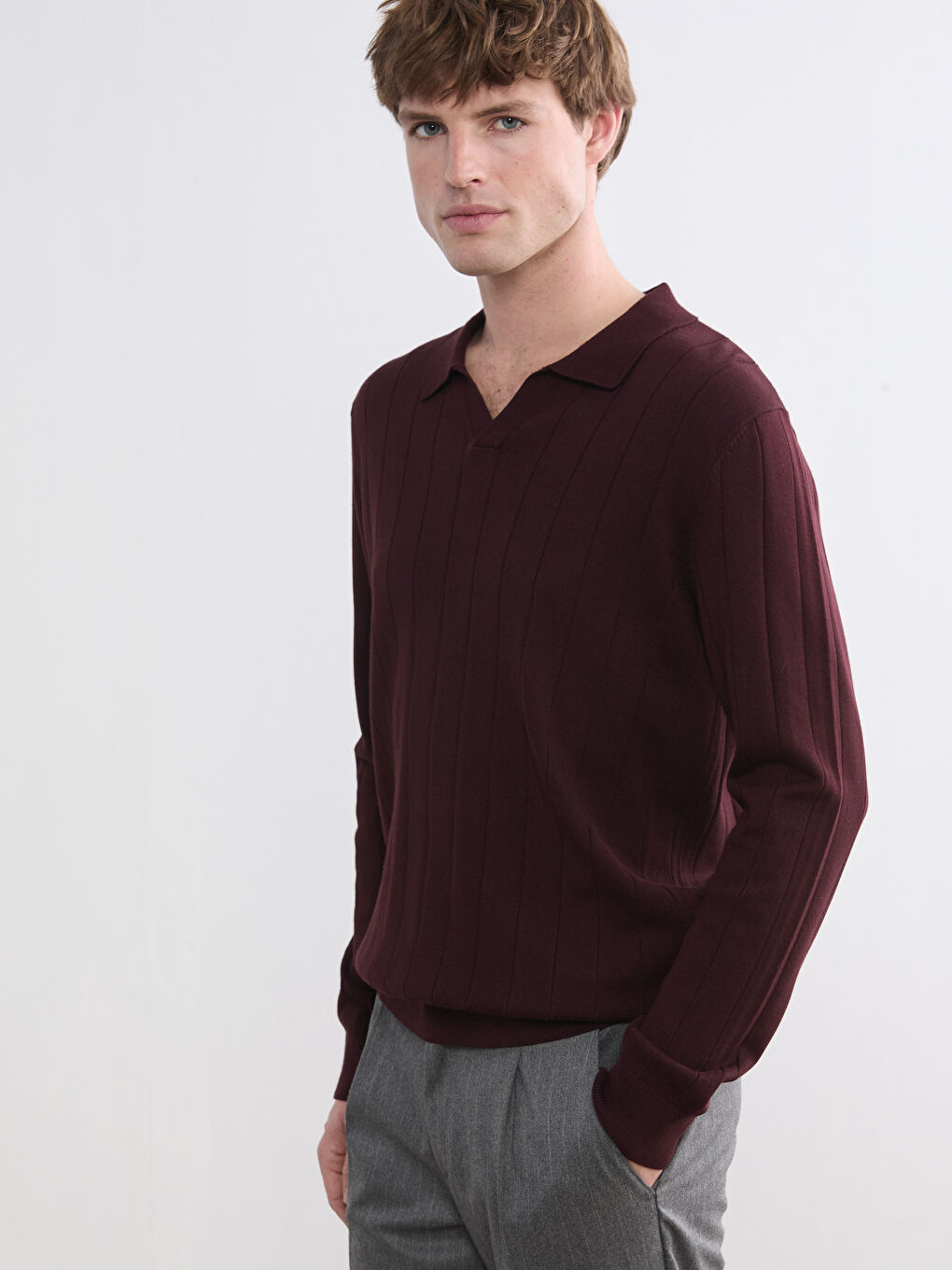 كنزة صوفية بوردو رجل