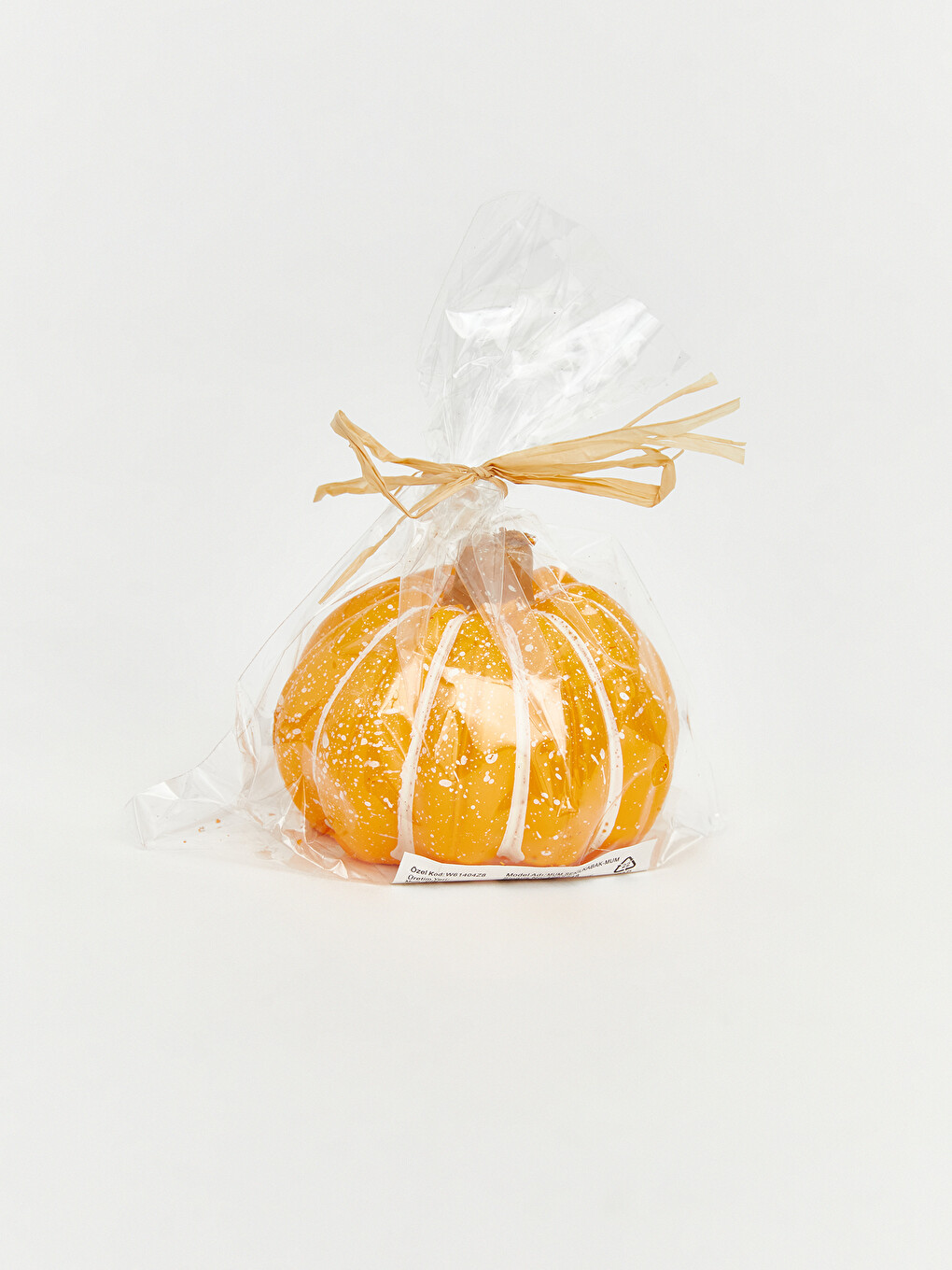 Pumpkin Shaped Decorative Candle-2