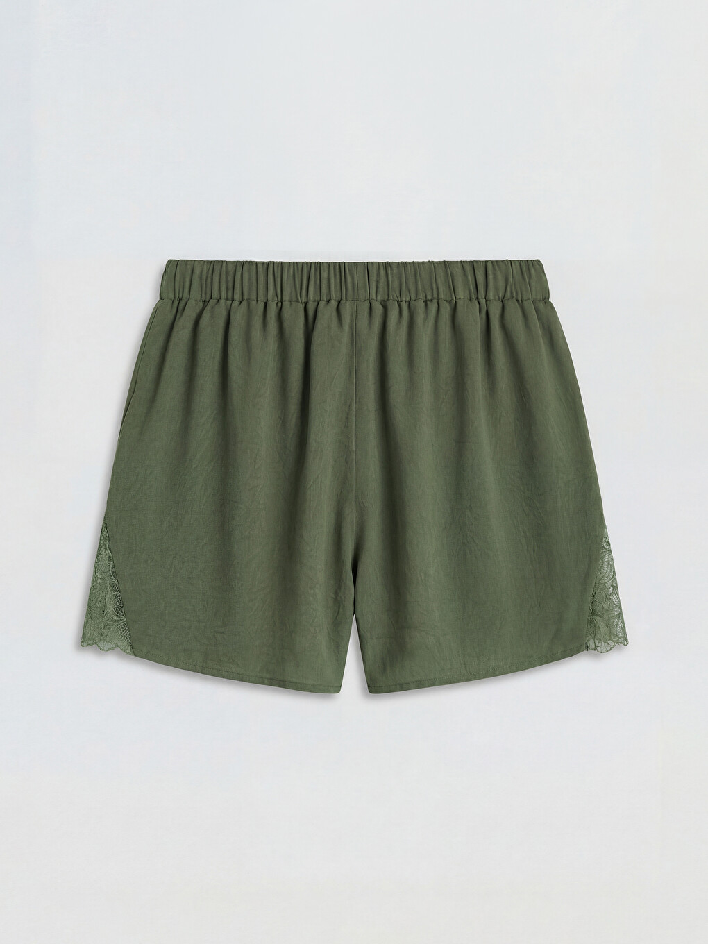Yeşil V Yaka Dantel Detaylı Kadın Şortlu Pijama Takımı-8