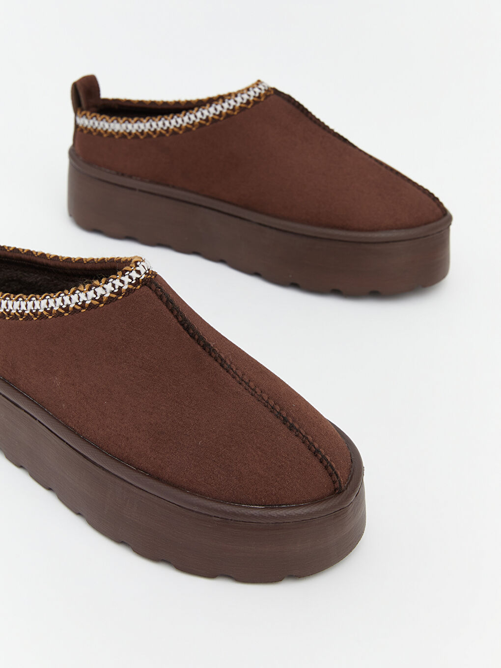 Kahverengi Kürklü Kadın Ev Ayakkabısı-2