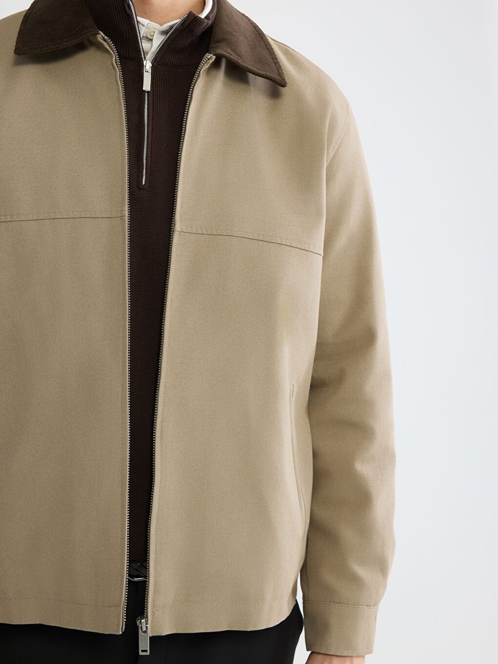 Bej Rahat Kalıp Kadife Yaka Erkek Mont-3