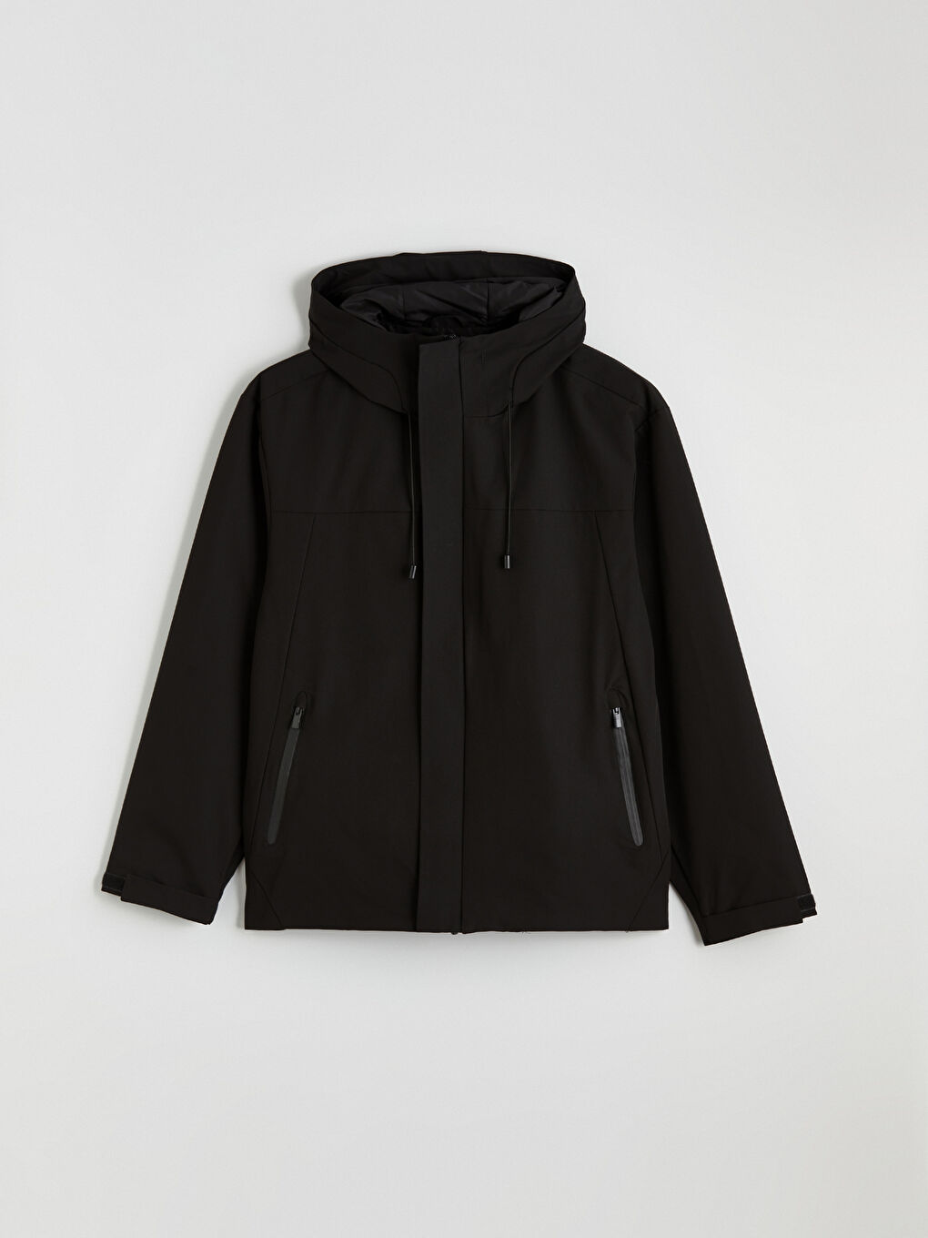 Siyah Standart Kalıp Kapüşonlu Erkek Yağmurluk-4