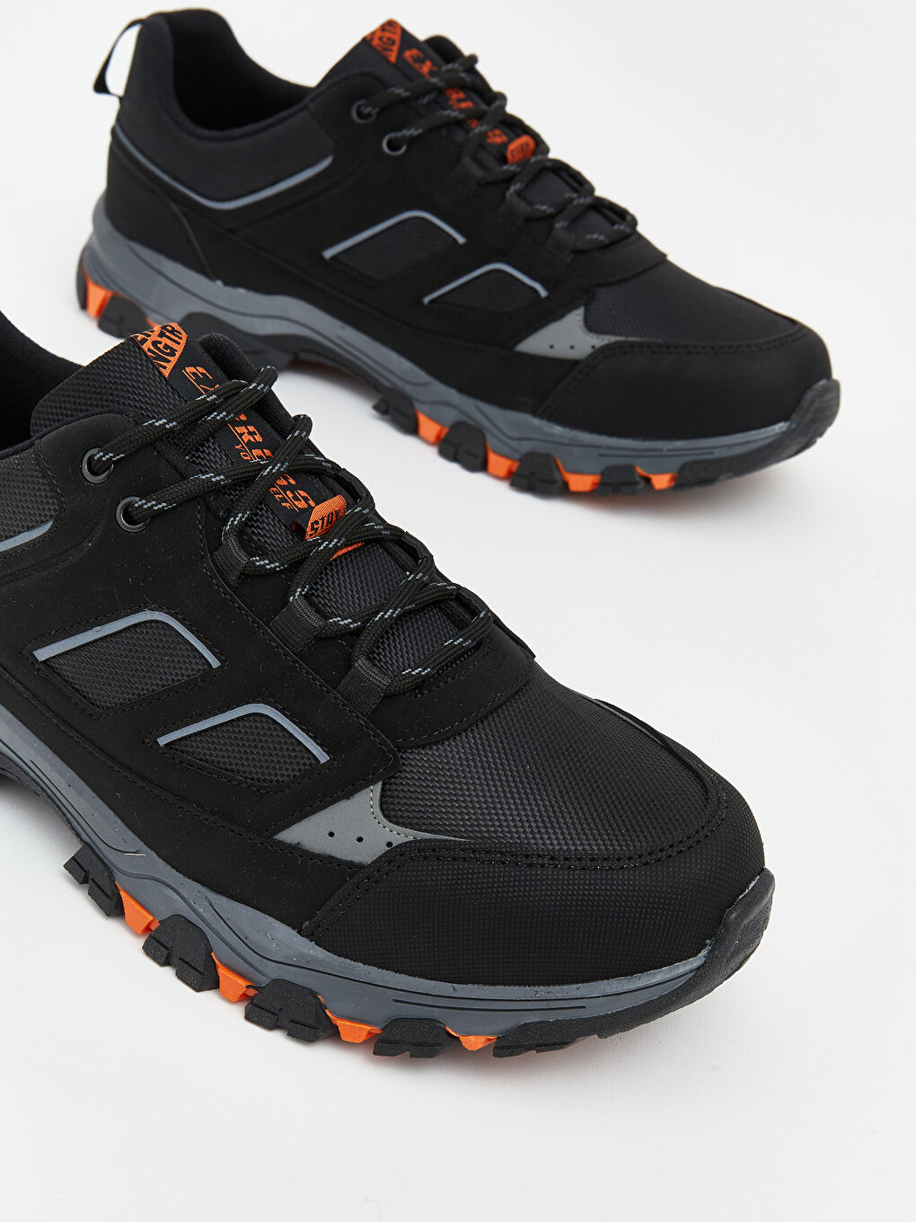 Siyah Bağcıklı Erkek Trekking Spor Ayakkabı-2