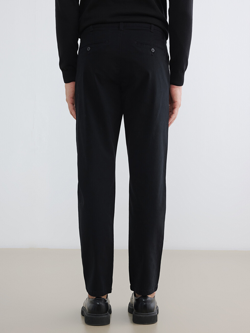 Man Black Chino Trousers-3