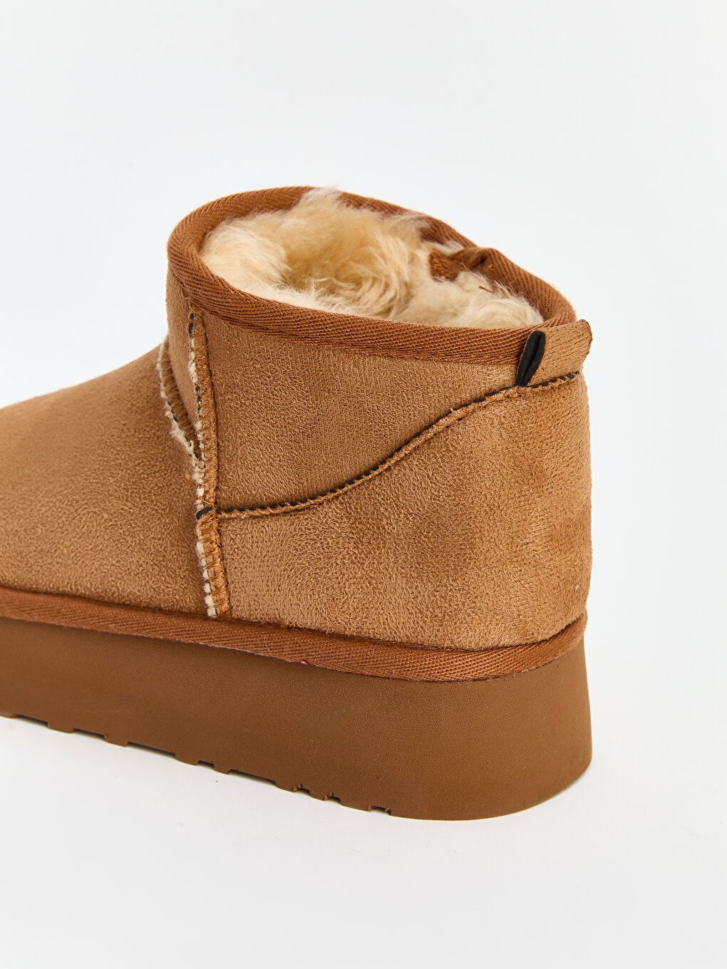 Kahverengi Süet Görünümlü Kadın Bot-3