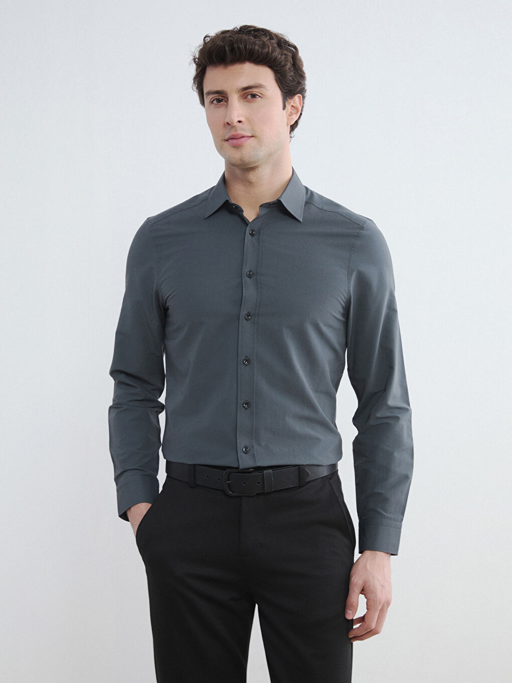 Men's Slim Fit Poplin Shirt