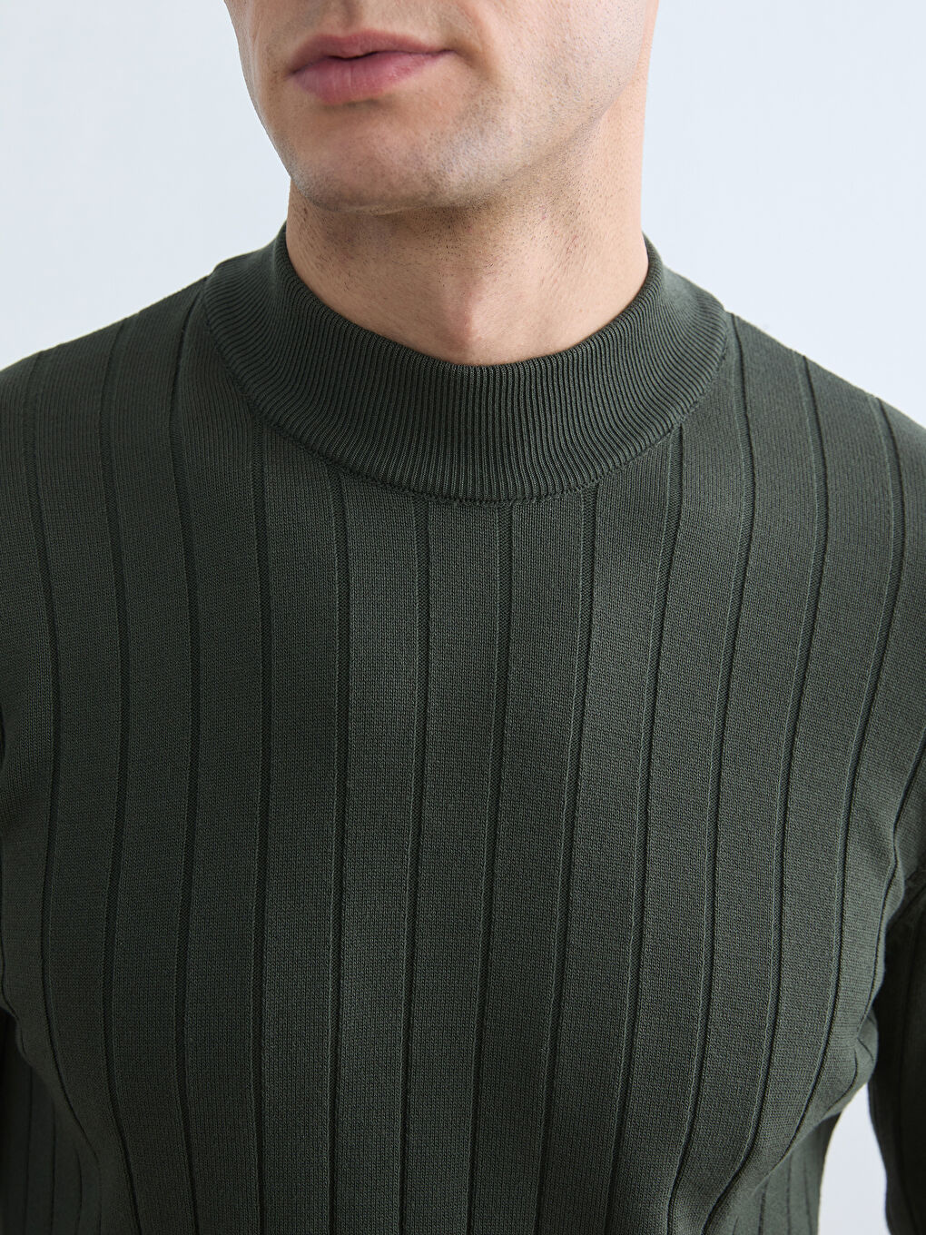 Haki Yarım Balıkçı Yaka Çizgili Erkek Triko Kazak-2