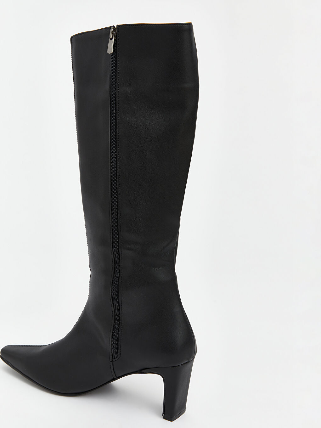 Siyah Deri Görünümlü Kadın Topuklu Çizme-5