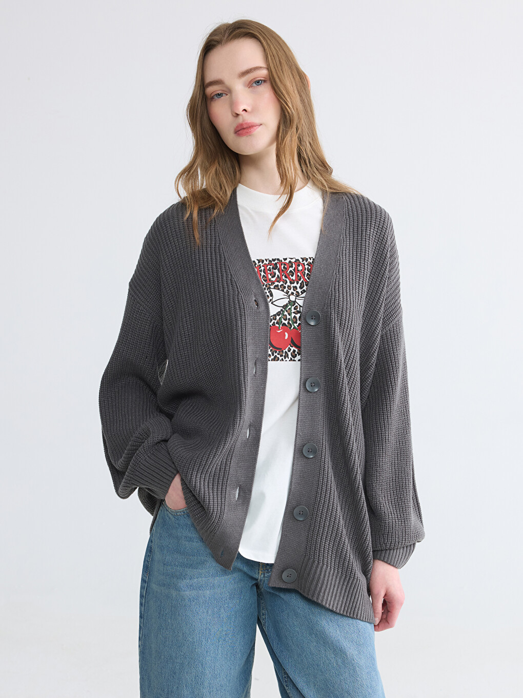 Woman Grey Cardigan