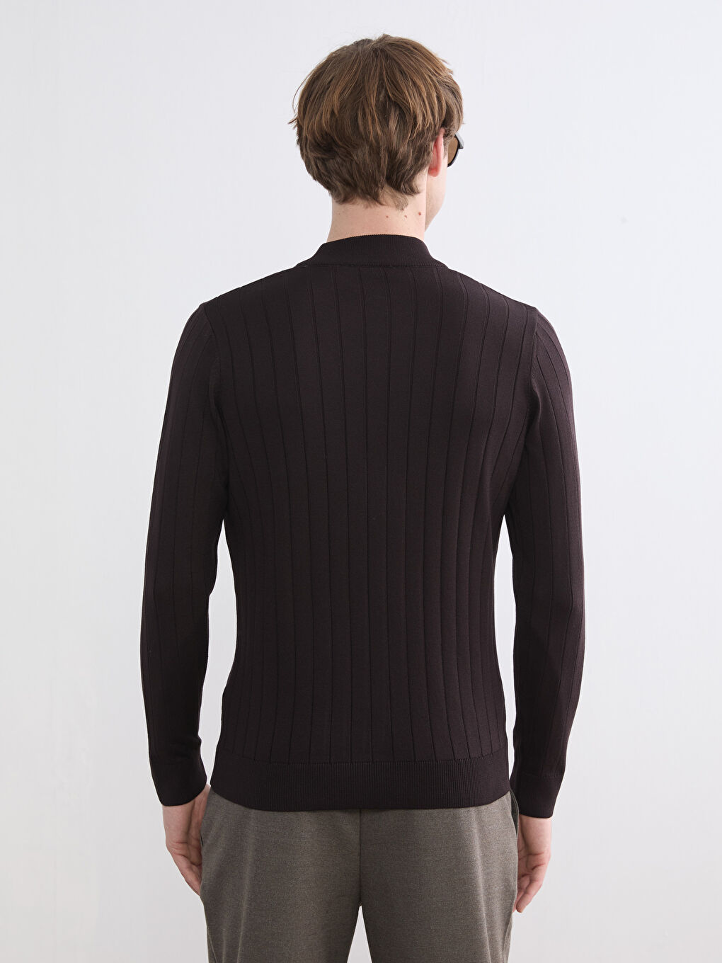 Kahverengi Yarım Balıkçı Yaka Erkek Triko Kazak-3