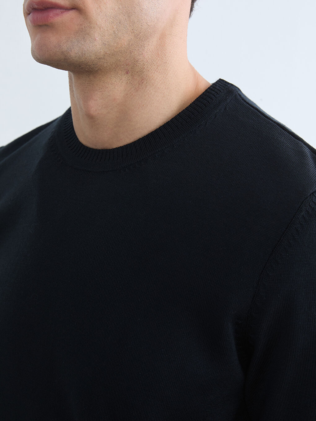 Men's Crew Neck Knit Sweater-2