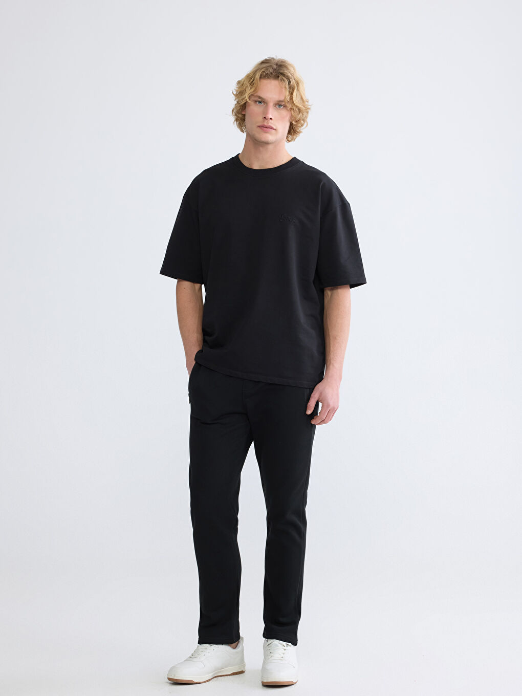 Siyah Regular Fit Erkek Eşofman Altı