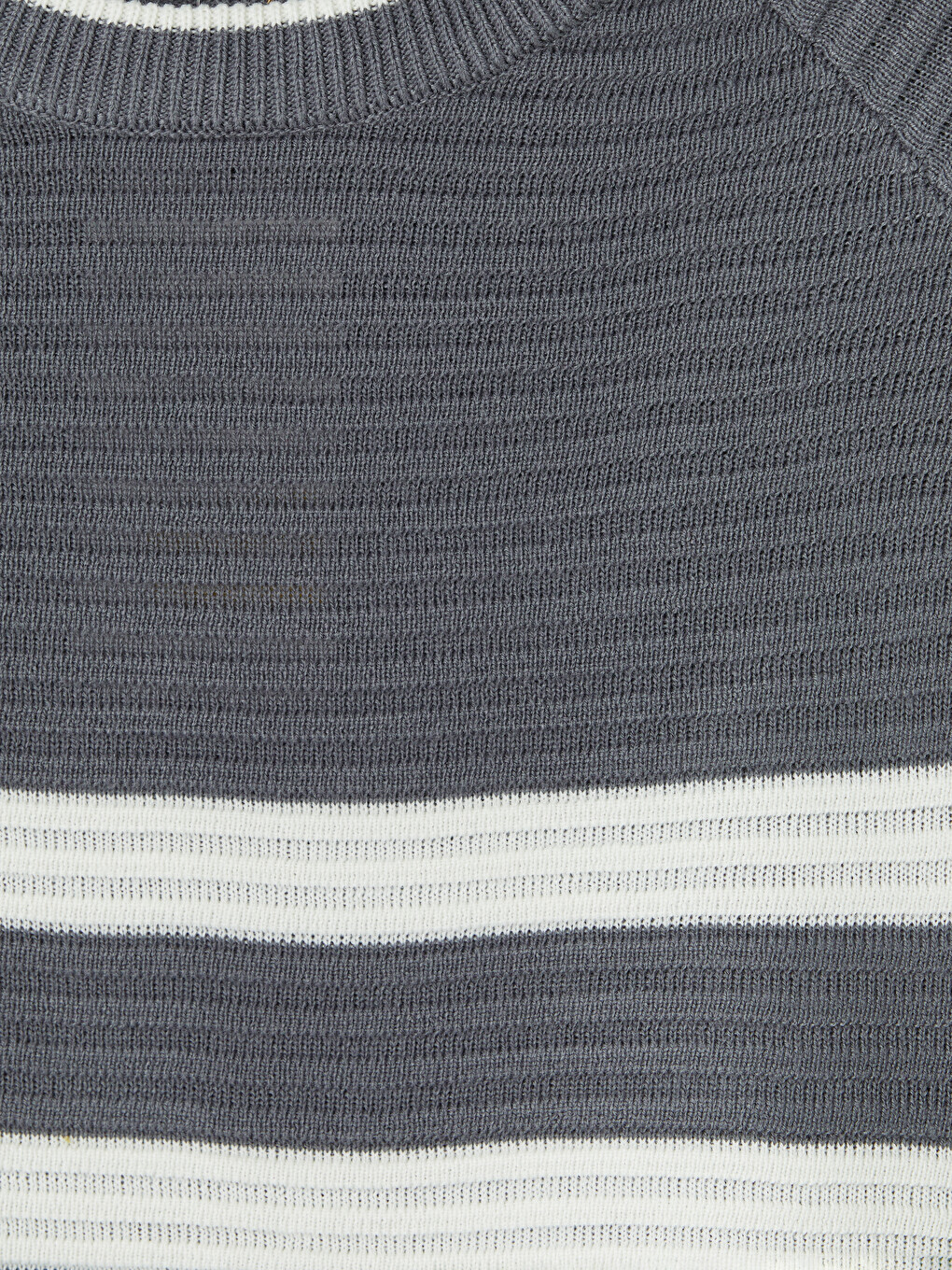 Crew Neck Striped Men's Knitwear Sweater-6