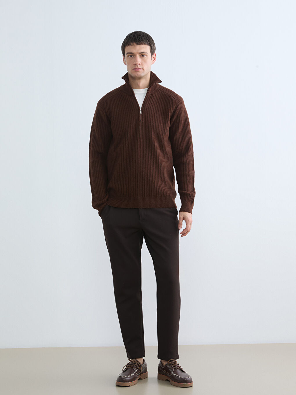 Men's ribbed knit turtleneck sweater.-1