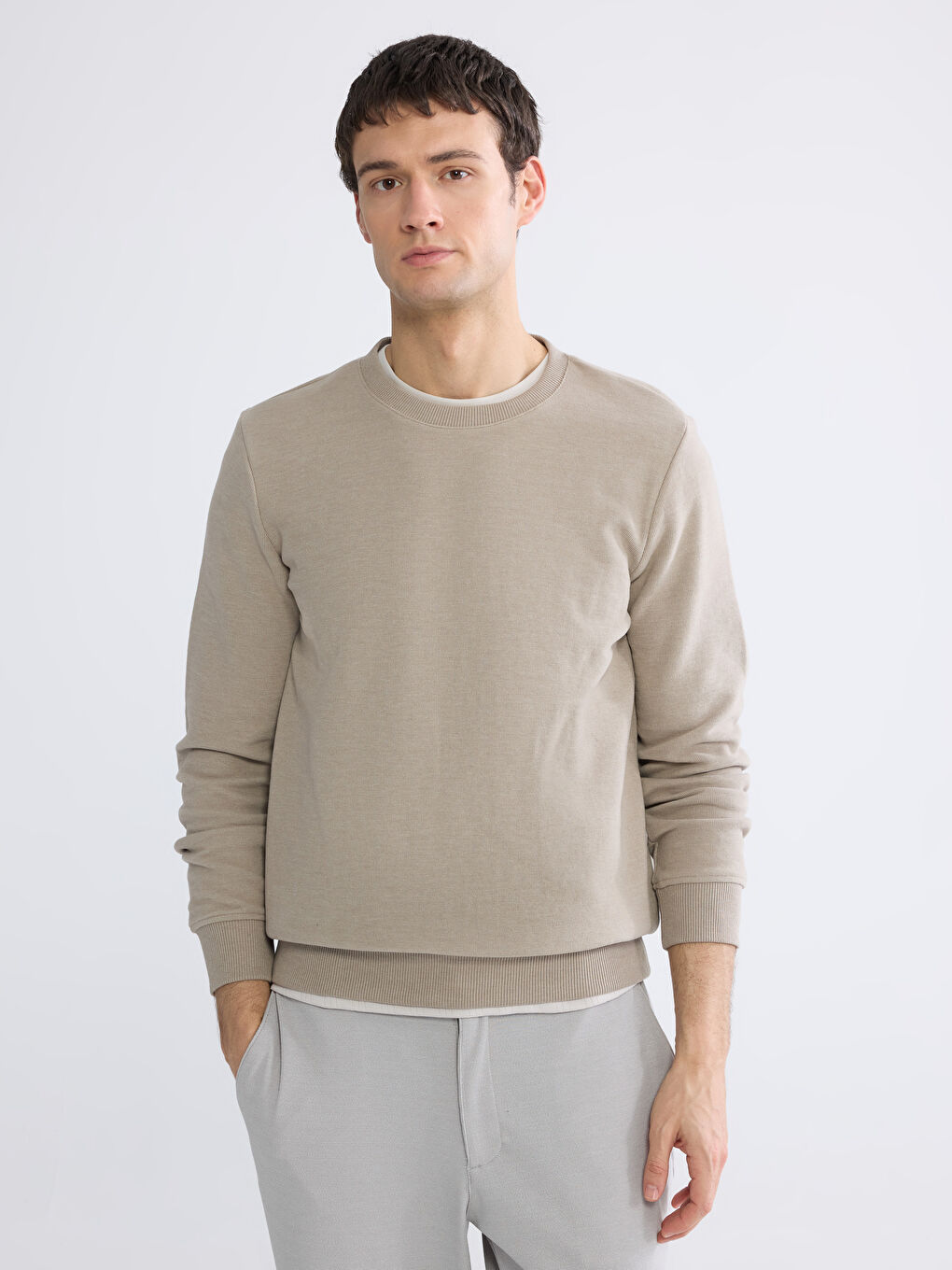 Bej Bisiklet Yaka Erkek Sweatshirt	