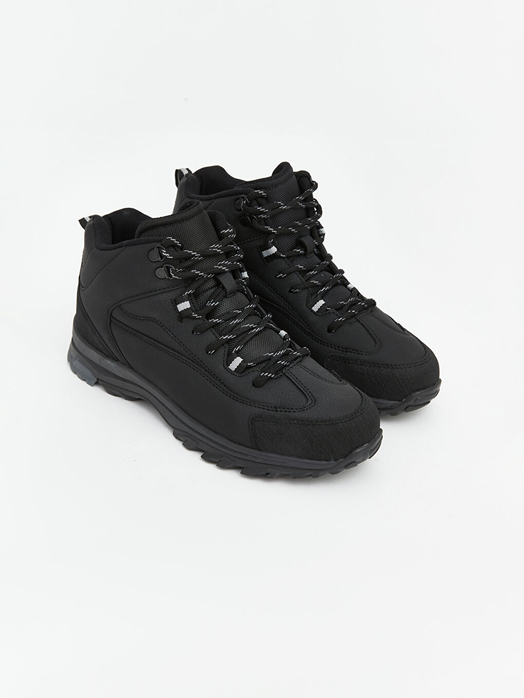 Siyah Süet Görünümlü Erkek Bot