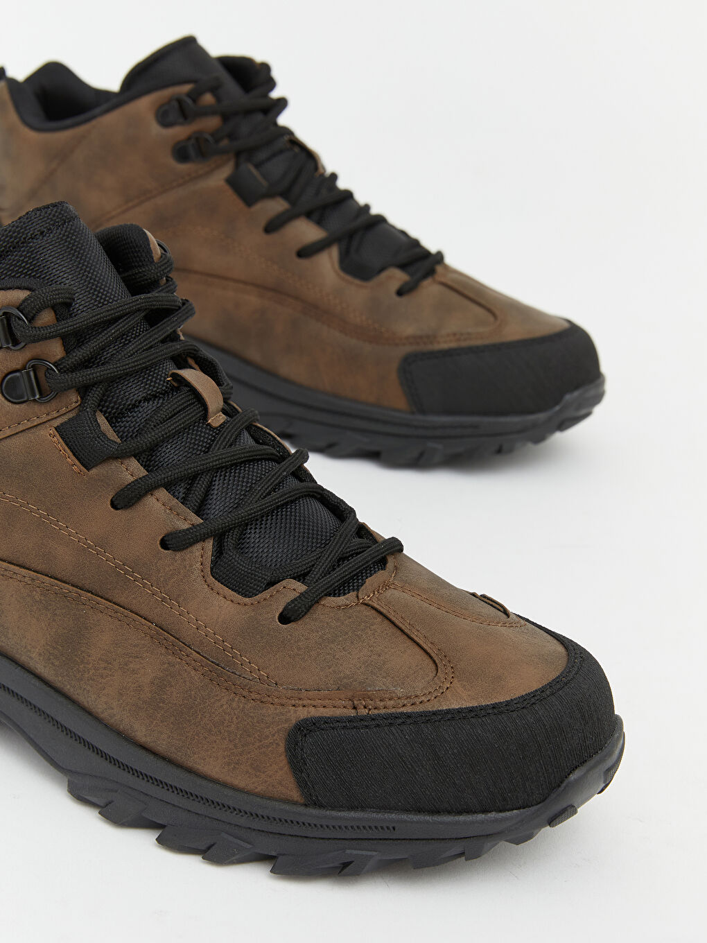 Kahverengi Süet Görünümlü Erkek Bot-1