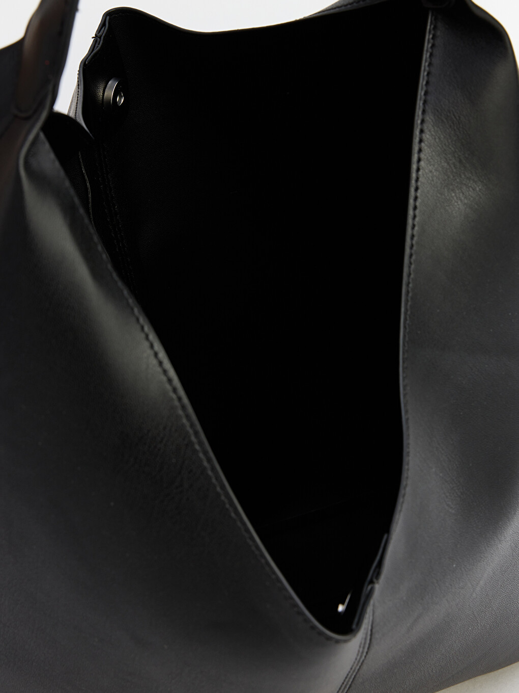 Faux Leather Women's Shoulder Bag-3