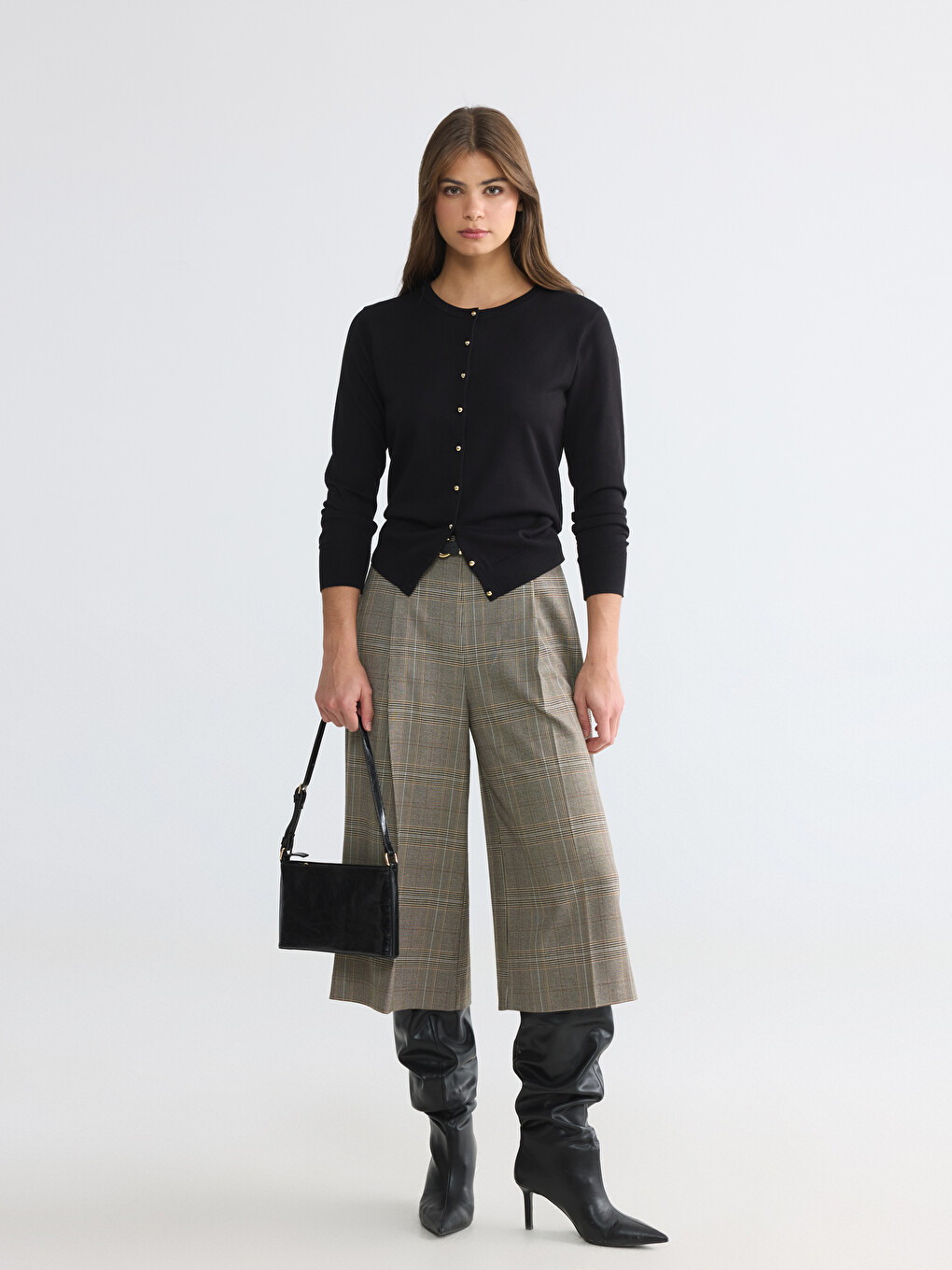 Crew Neck Women's Knitwear Cardigan-1