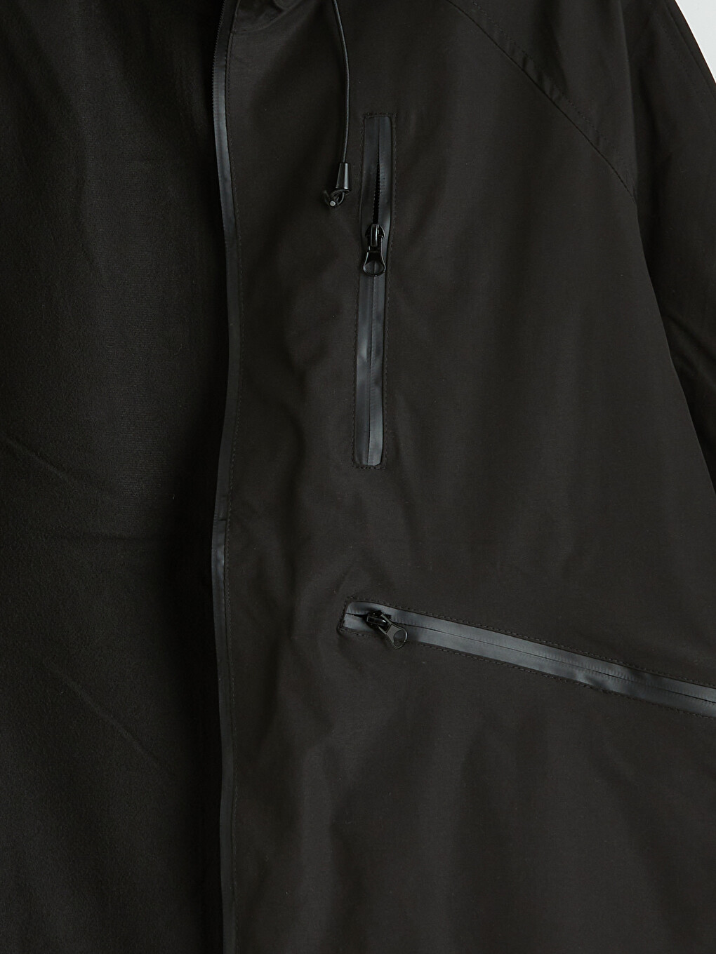 Siyah Kapüşonlu Oversize Kadın Yağmurluk-3