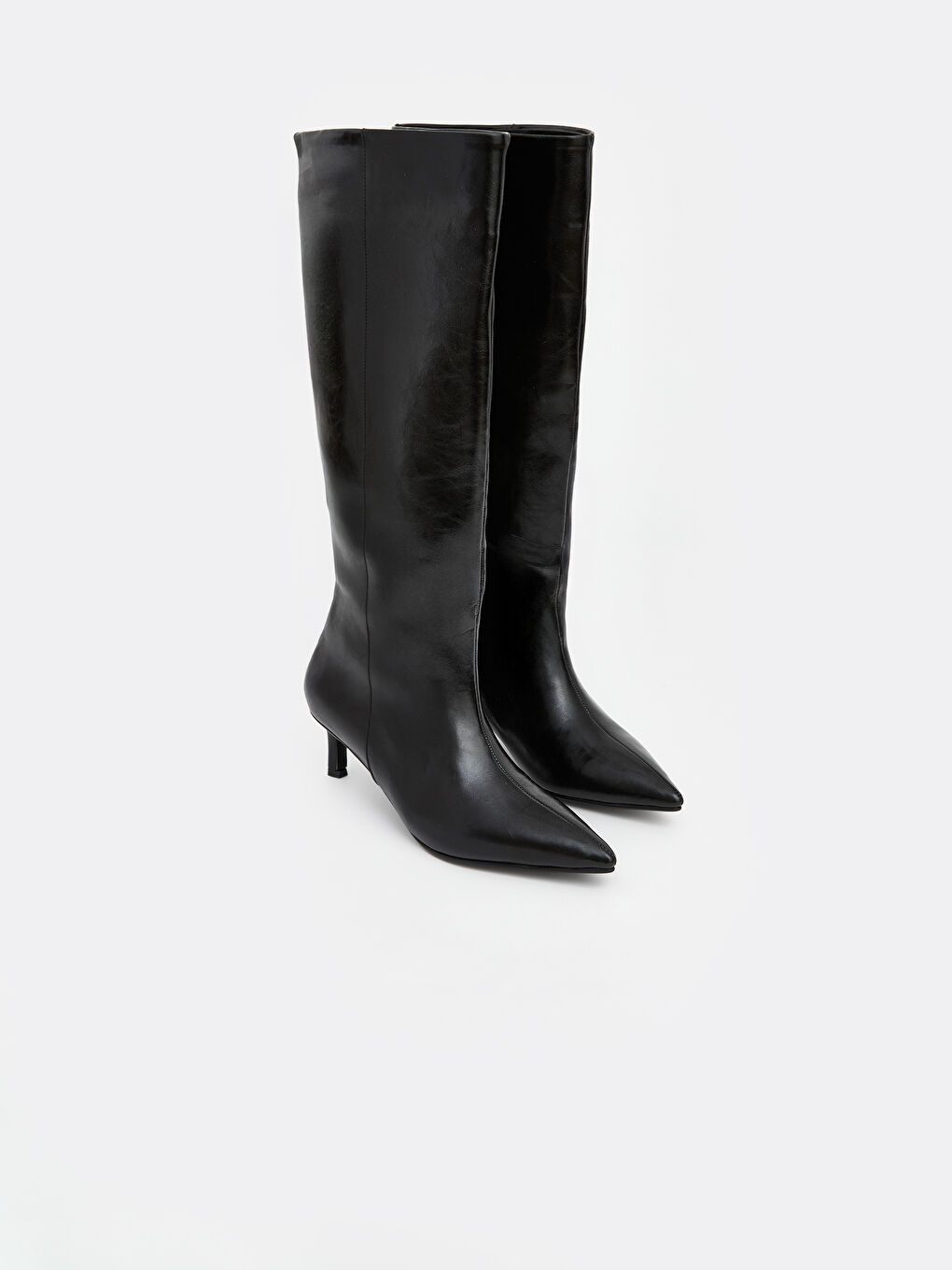 Siyah Sivri Burunlu Kadın Topuklu Kadın Çizme