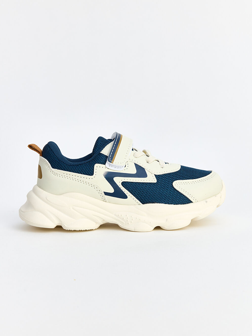 Thick-Soled Boys' Sneakers-1