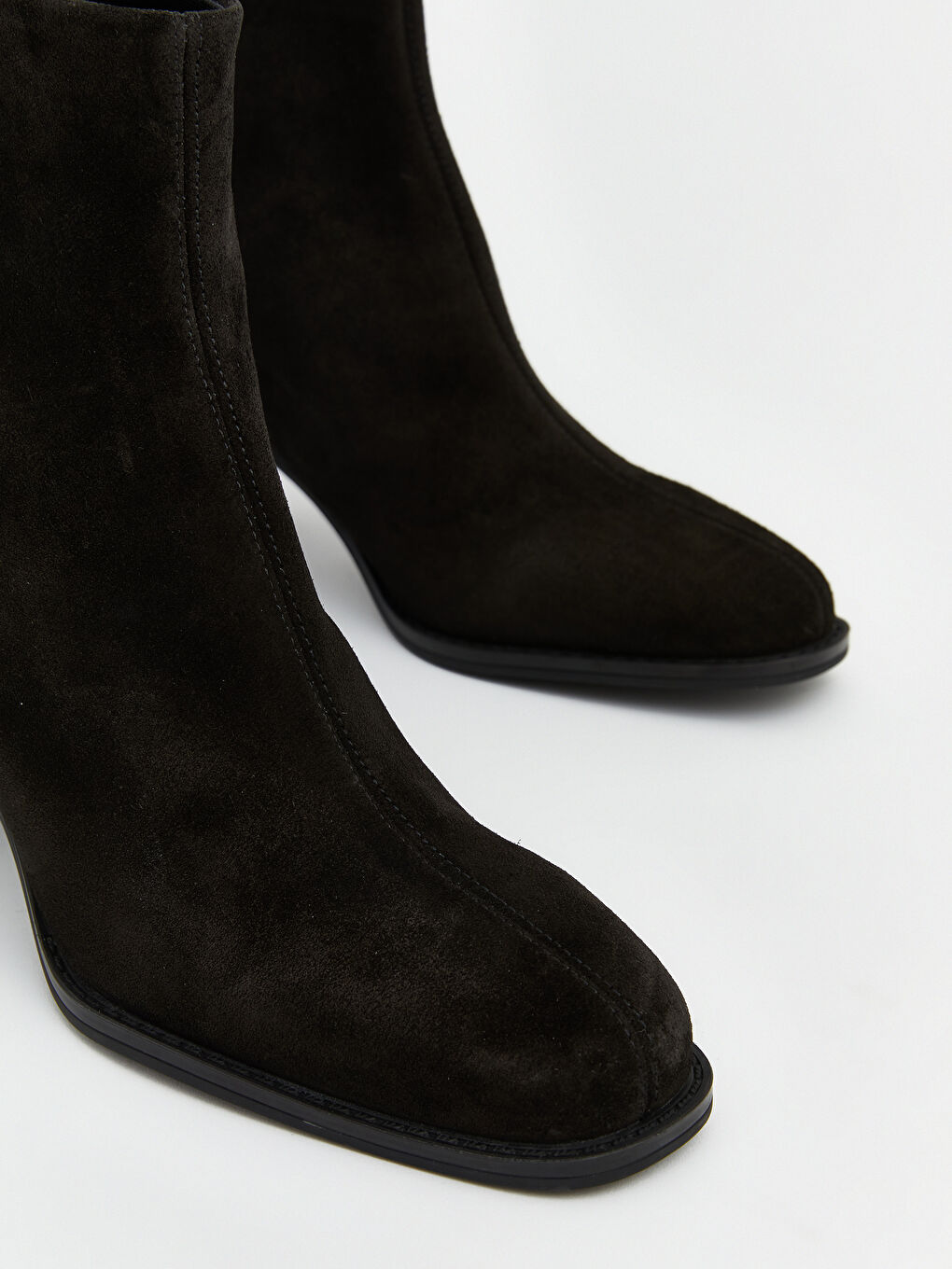 Siyah Süet Kadın Topuklu Ayakkabı-2