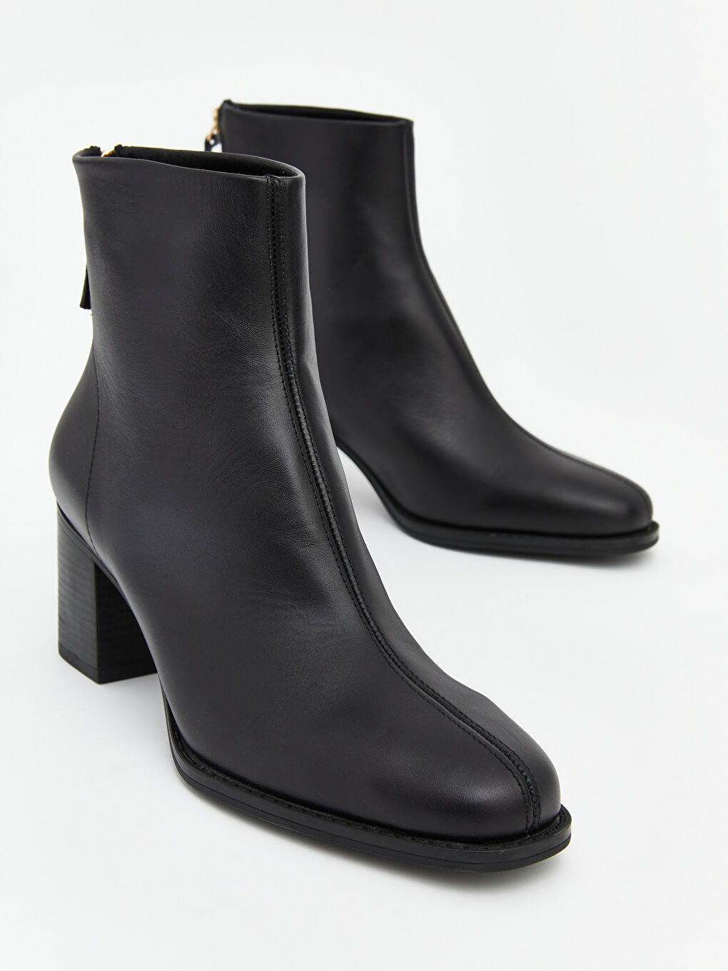 Siyah Hakiki Deri Kadın Topuklu Ayakkabı-2