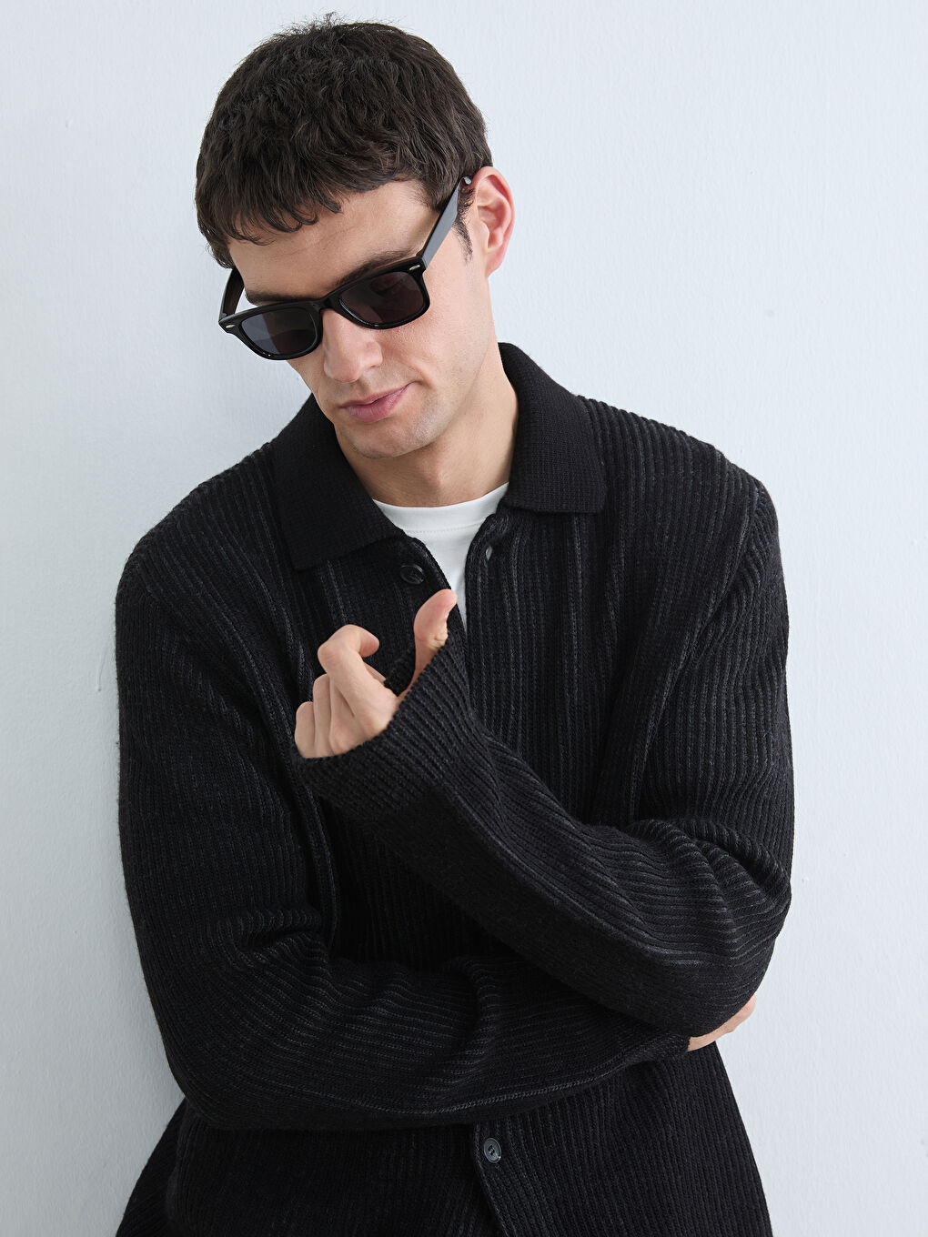 کاردیگان ڕه‌ش پیاو