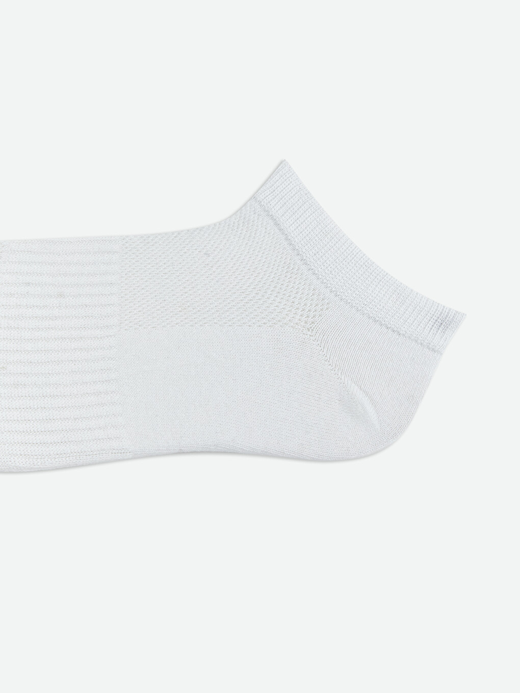 Man White Trainer Socks-1