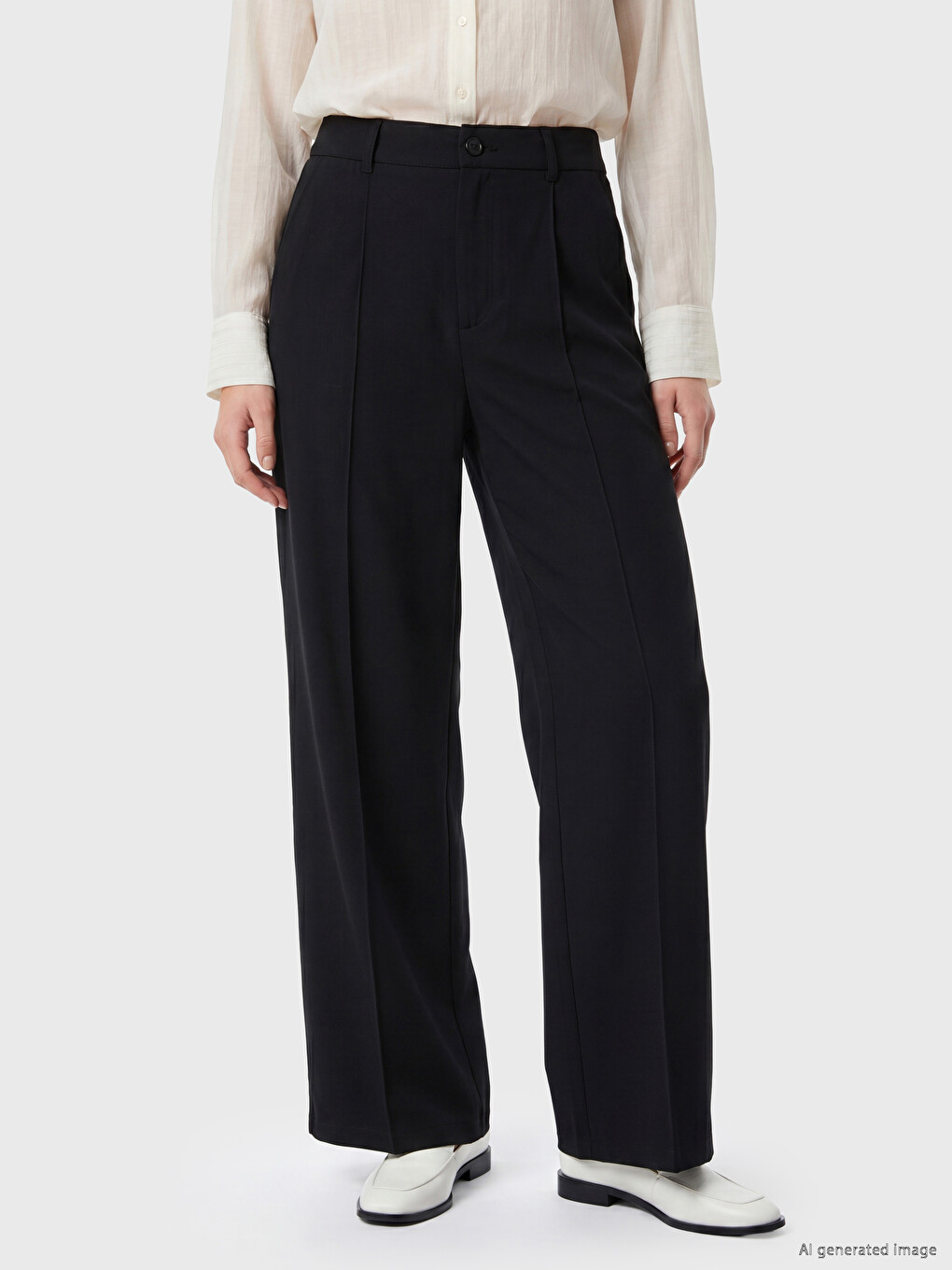 Pleated Wide Leg Regular Fit Women's Trousers-1